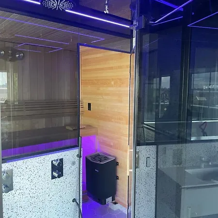 Above And Beyond - Luxe Met Sauna En Stoomdouche Lejlighedshotel Zaandam